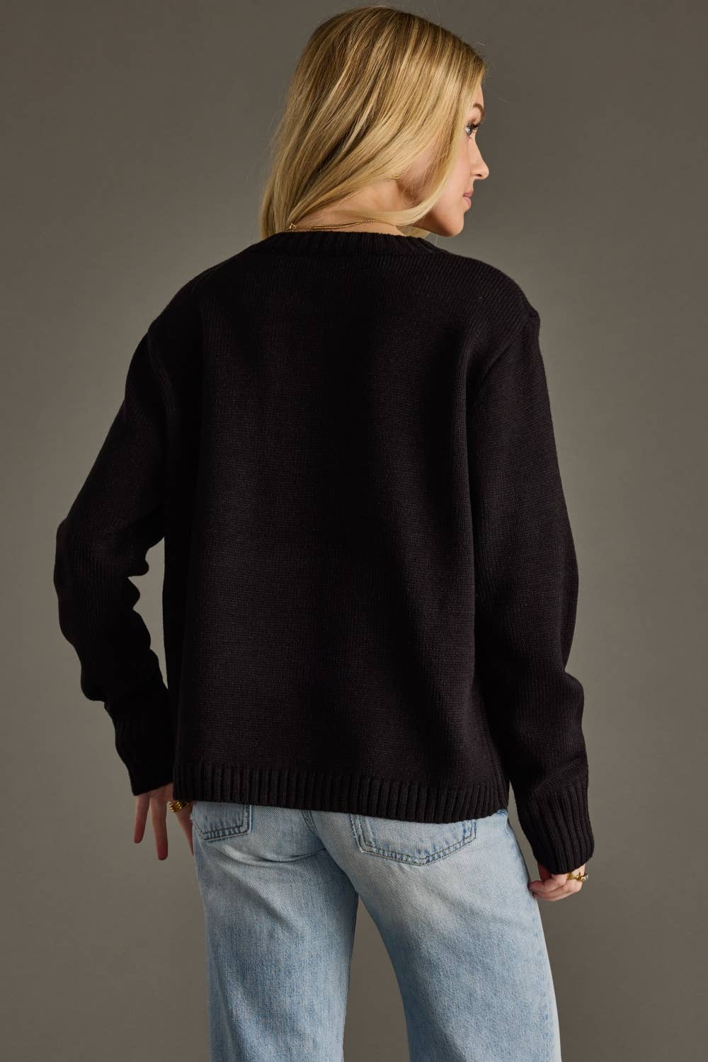 Black Aprés Sweater
